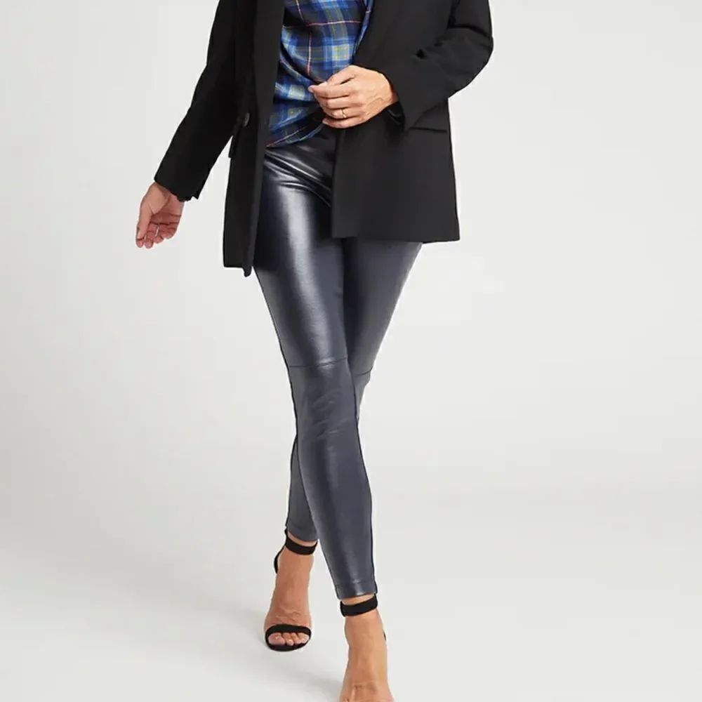 Betabrand Skinny-Leg Jett Dress Pant Yoga Pants Black Women’s Medium